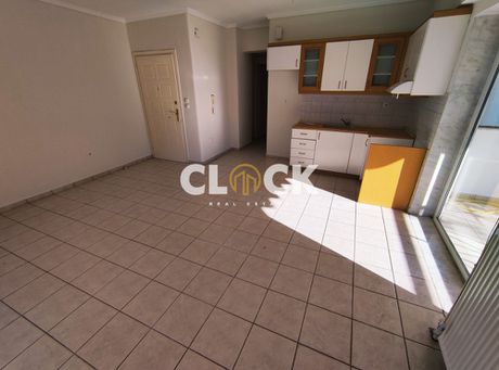 Studio 65sqm for sale-Kalamaria » Kouri