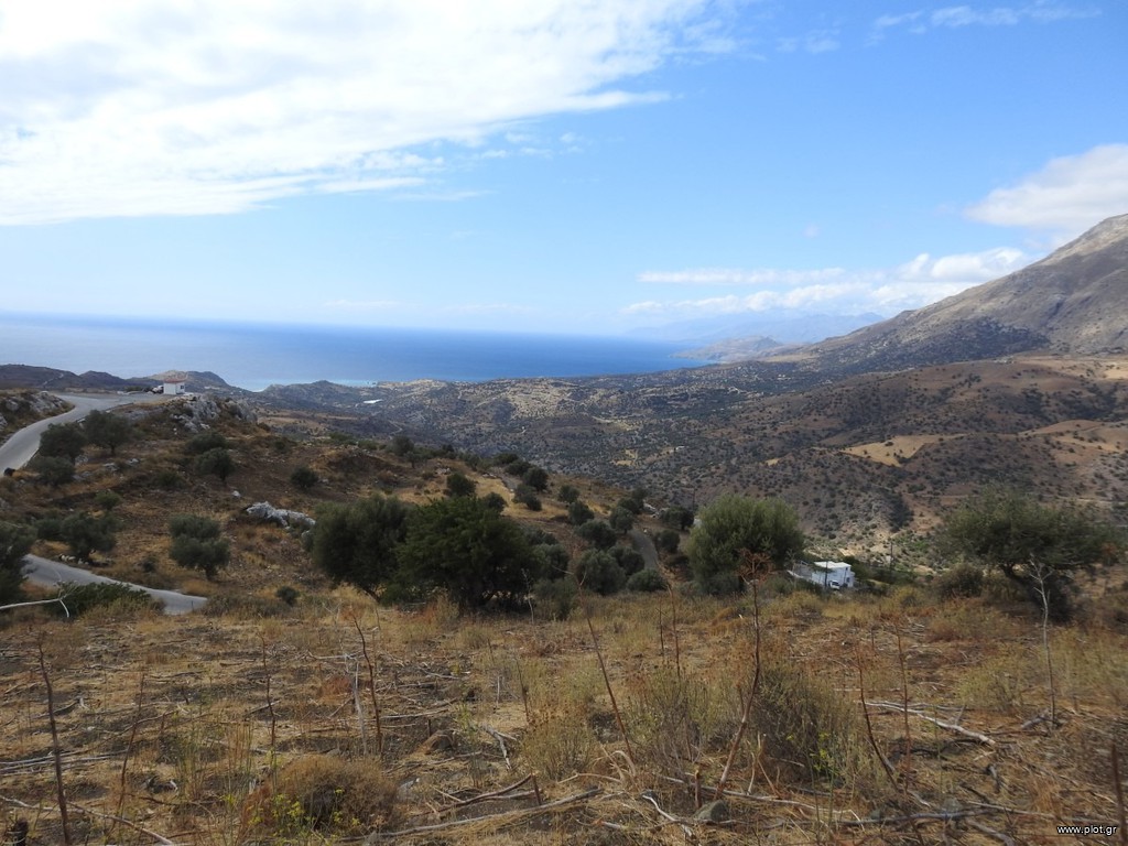 Οικόπεδο 1.982 τ.μ. για πώληση, Ν. Ρεθύμνου, Λάμπη