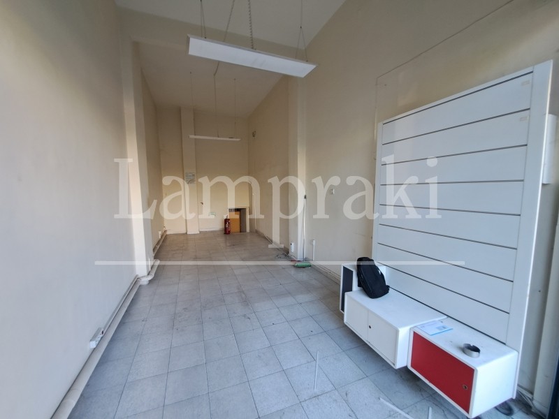 Κατάστημα 40 τ.μ. προς ενοικίαση, Φάληρο