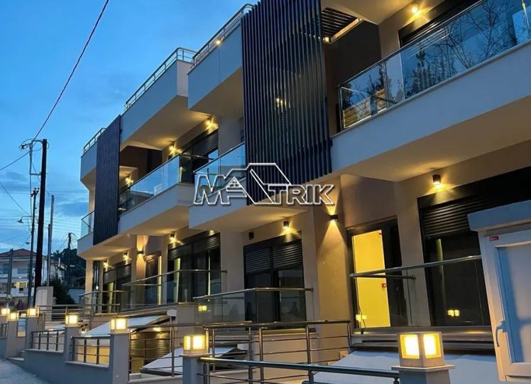 Συγκρότημα διαμερισμάτων 240 τ.μ. πρός πώληση, Χαλκιδική, Κασσάνδρα