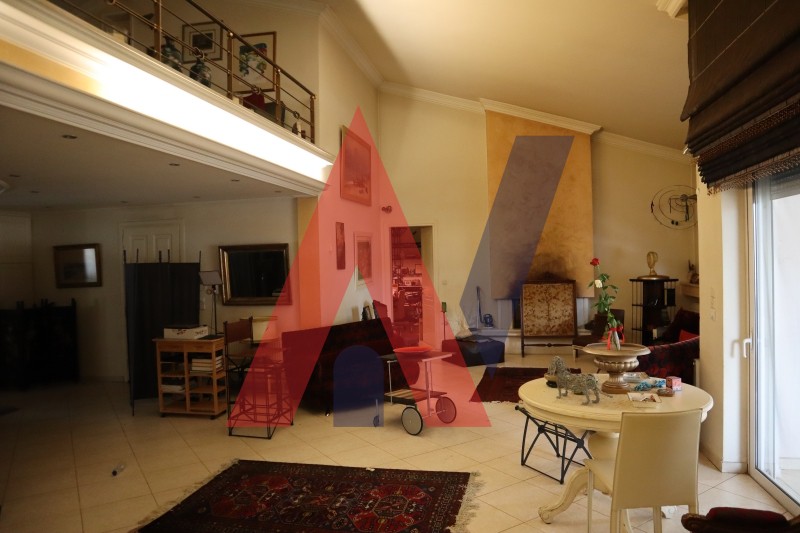 Διαμέρισμα 220 τ.μ. πρός πώληση, Αθήνα - Βόρεια Προάστια, Χολαργός