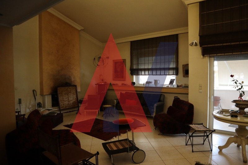 Διαμέρισμα 220 τ.μ. πρός πώληση, Αθήνα - Βόρεια Προάστια, Χολαργός