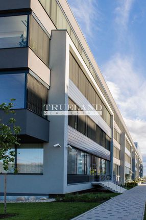 Επιχειρηματικό κτίριο 3.500 τ.μ. πρός ενοικίαση