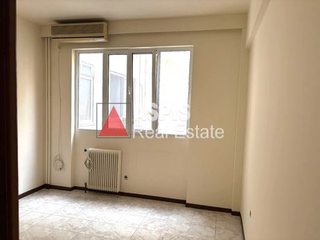 Office 28sqm for rent-Kentro