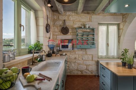 Βίλλα 170τ.μ. για πώληση-Κρυονερίδα