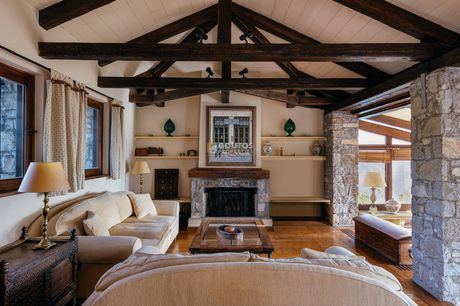 Detached home 228sqm for sale-Arachova