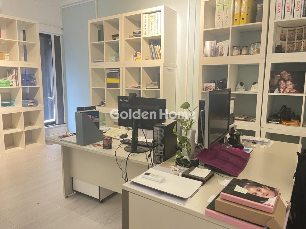 Γραφείο 407 τ.μ. προς πώληση, Τρεις Γέφυρες