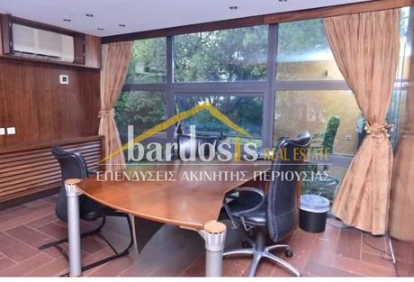 Επιχειρηματικό κτίριο 380τ.μ. για πώληση-Γλυφάδα