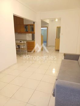 Apartment 95sqm for rent-Triandria