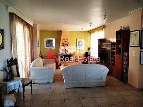 Μονοκατοικία 400τ.μ. για πώληση-Καλύβια θορικού