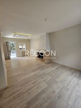 Maisonette 125sqm for rent-Marousi » Center