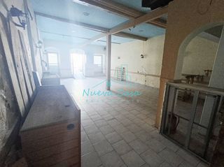 Κατάστημα 140 τ.μ. προς ενοικίαση, Κέντρο Πάτρας-thumb-27