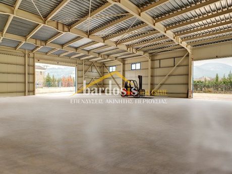 Επιχειρηματικό κτίριο 4.200τ.μ. για πώληση-Αφίδνες