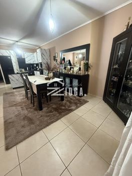 Διαμέρισμα 93τ.μ. για πώληση-Καμίνια