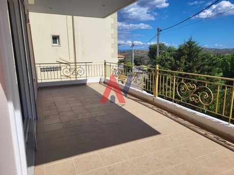 Apartment 100sqm for sale-Spata » Center