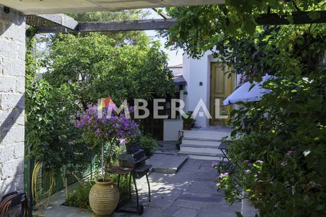 Μονοκατοικία 152τ.μ. για πώληση-Ύδρα