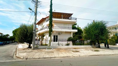 Apartment complex 456sqm for sale-Voula