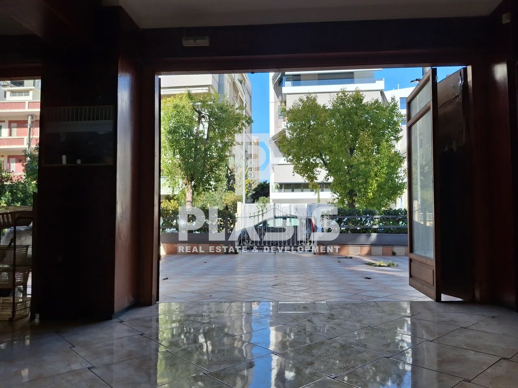 Κατάστημα 310 τ.μ. προς ενοικίαση, Παλαιό Φάληρο