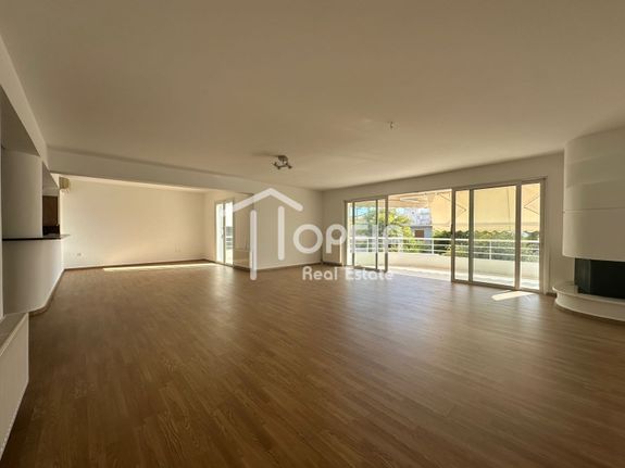 Apartment 180 sqm for rent, Athens - South, Voula