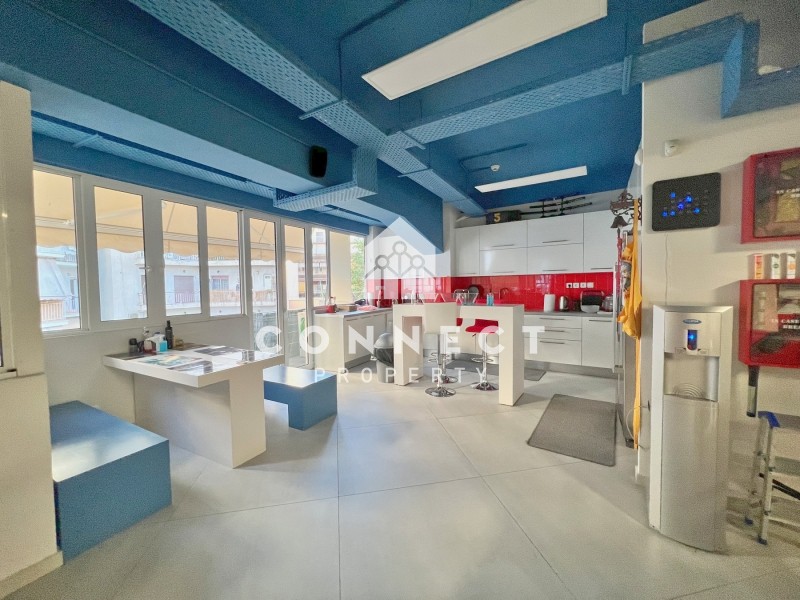 Επιχειρηματικό κτίριο 1.620 τ.μ. πρός πώληση, Αθήνα - Νότια Προάστια, Καλλιθέα