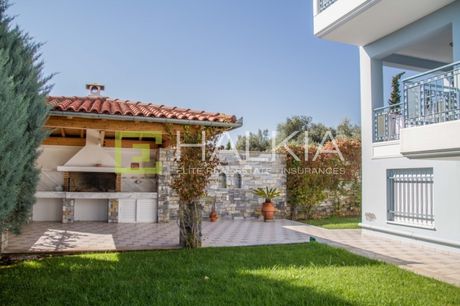 Villa 442 sqm for sale