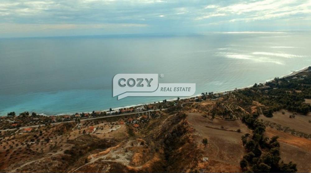 Αγροτεμάχια 10.500 τ.μ. προς πώληση, Μόλες Καλύβες