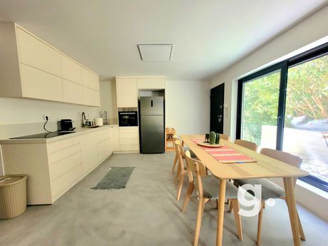 Maisonette 90sqm for sale-Kolonaki - Likavitos