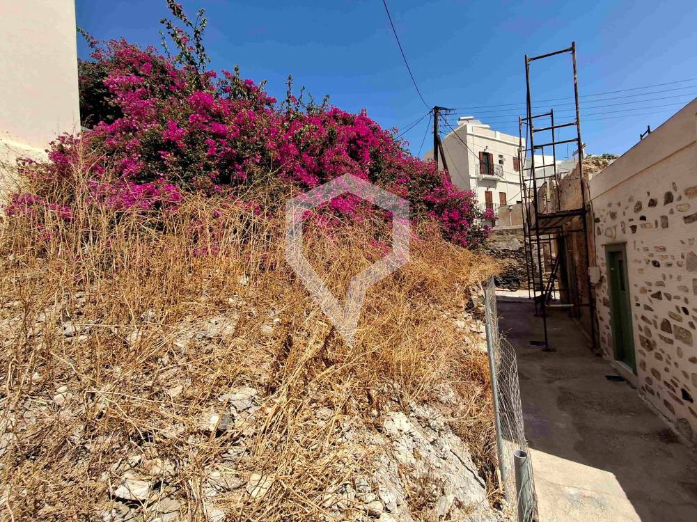 Οικόπεδο 68 τ.μ. πρός πώληση, Κυκλάδες, Σύρος