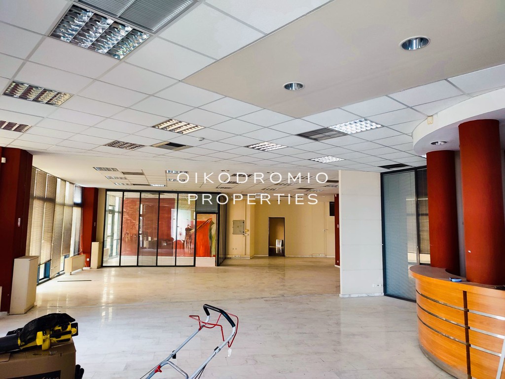 Επιχειρηματικό κτίριο 2.500 τ.μ. πρός ενοικίαση, Θεσσαλονίκη - Περιφ/Κοί Δήμοι, Θέρμη