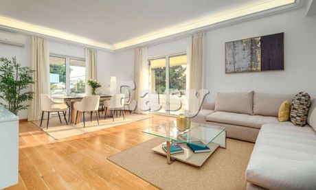 Maisonette 273sqm for sale-Voula » Center