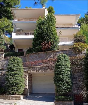 Μεζονέτα 242,8τ.μ. για πώληση-Αχαρνές