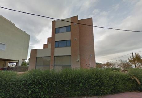 Επιχειρηματικό κτίριο 1.327,43τ.μ. για πώληση-Σπάτα