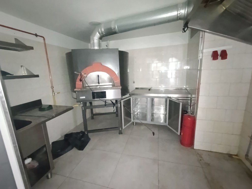 Κατάστημα 132 τ.μ. πρός ενοικίαση, Αθήνα - Βόρεια Προάστια, Χαλάνδρι