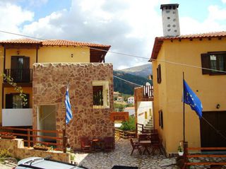 Ξενοδοχείο 660 τ.μ. προς πώληση, Καταφύγιο Βελβεντού-thumb-1