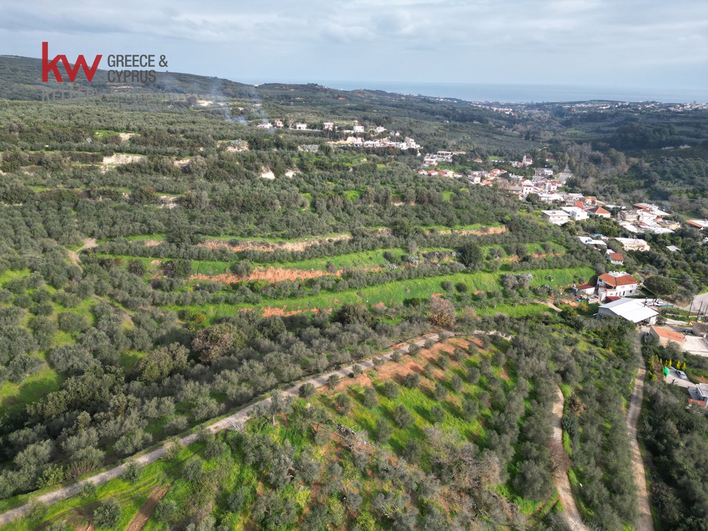 Αγροτεμάχια 10.560 τ.μ. προς πώληση, Πλατανιάς Χανίων