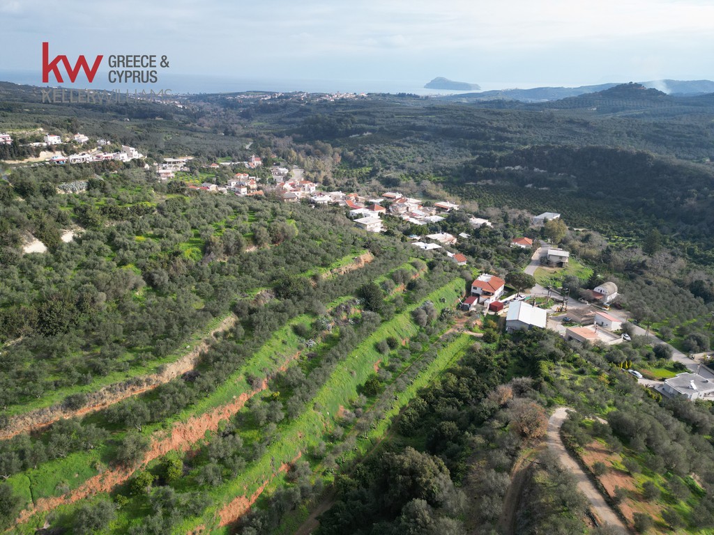 Αγροτεμάχια 10.560 τ.μ. προς πώληση, Πλατανιάς Χανίων