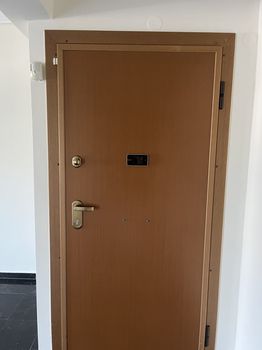 Office 168sqm for rent-Marousi