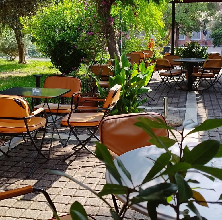 Κατάστημα 140 τ.μ. προς ενοικίαση, Μεταξουργείο
