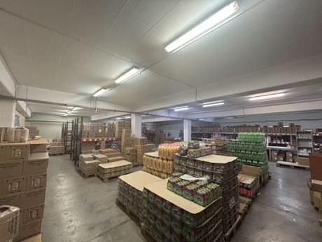 Warehouse 665sqm for rent-Kalamata