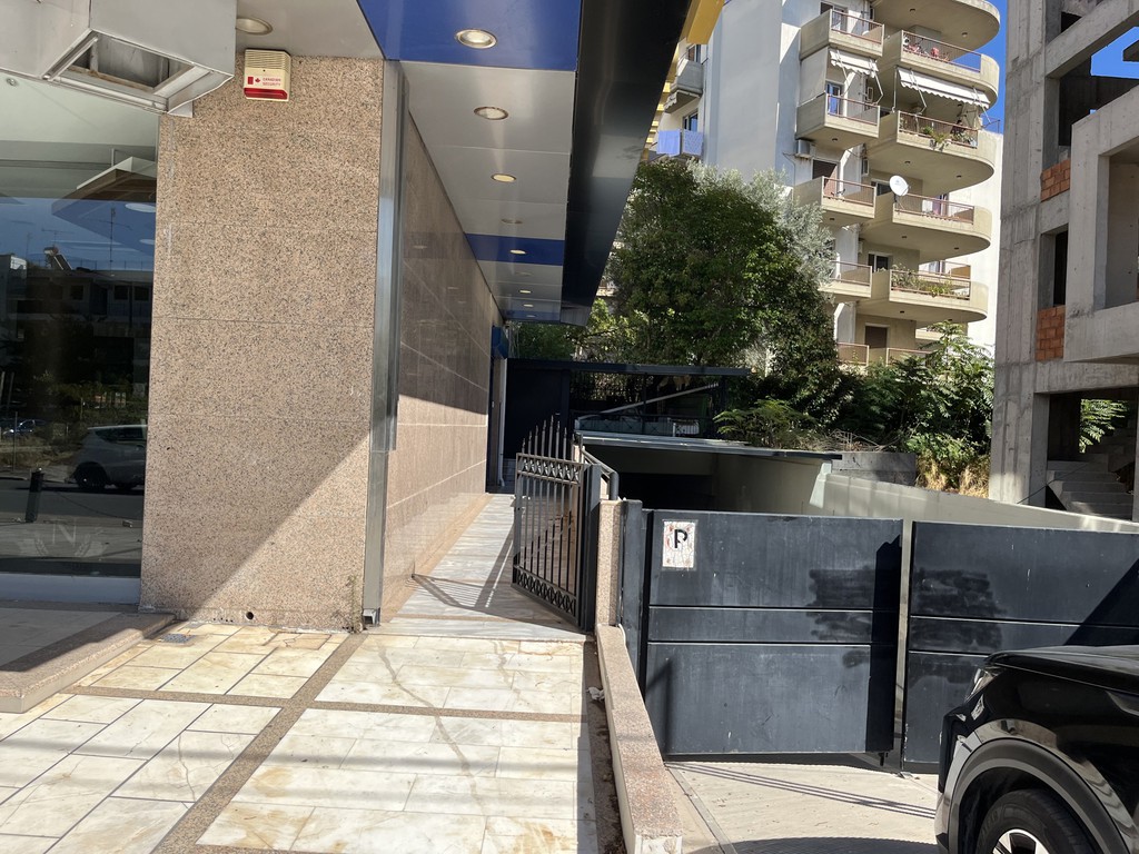 Επιχειρηματικό κτίριο 900 τ.μ. πρός ενοικίαση, Αθήνα - Βόρεια Προάστια, Μαρούσι