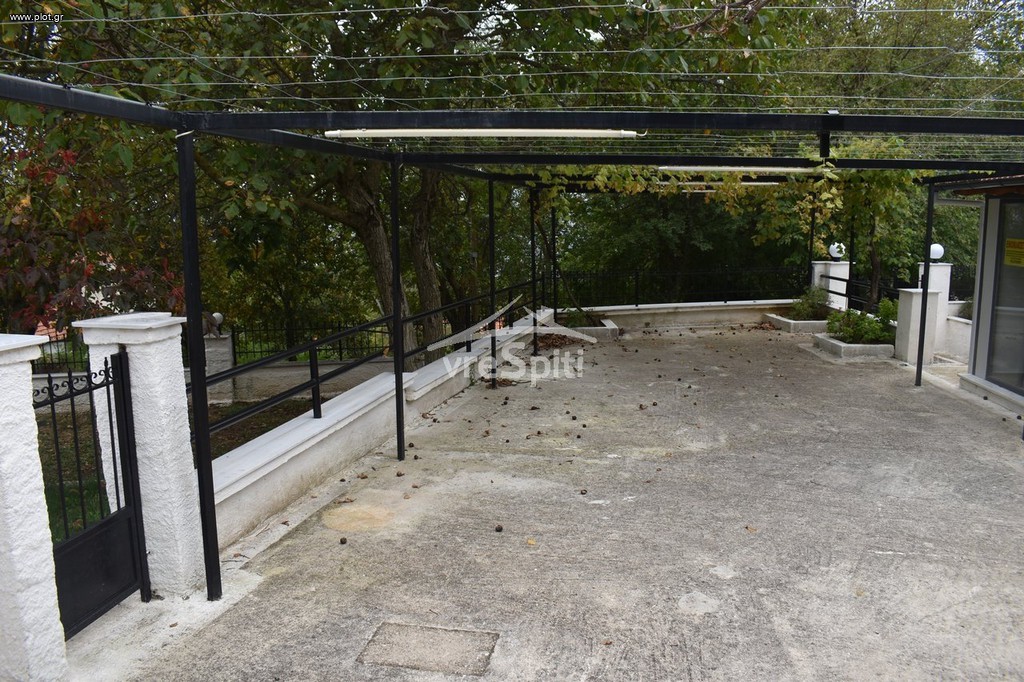 Κατάστημα 105 τ.μ. πρός ενοικίαση, Ν. Ιωαννίνων, Ιωάννινα