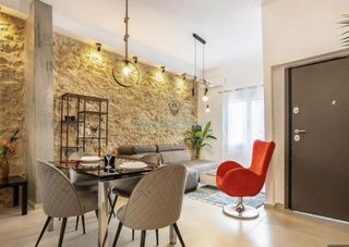 Διαμέρισμα 77 τ.μ. για πώληση, Πειραιάς, Καστέλλα-thumb-6