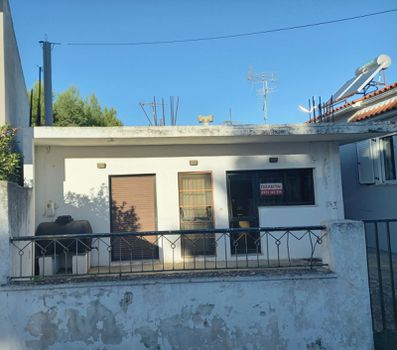 Detached home 88sqm for sale-Erithres » Center