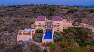 Βίλλα 340 τ.μ. για πώληση