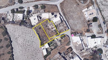 Land plot 590sqm for sale-Santorini