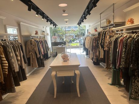 Κατάστημα 150τ.μ. για ενοικίαση-Γλυφάδα