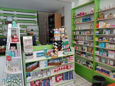 Store 125sqm for rent-Alimos