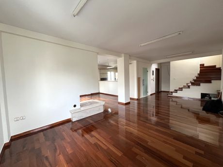 Maisonette 141sqm for rent-Chalandri