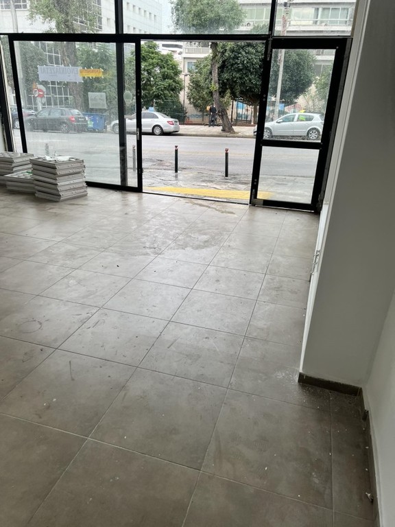 Κατάστημα 180 τ.μ. προς ενοικίαση, Άγιος Νικόλαος Σαλαμιούς