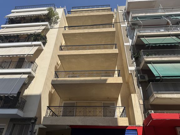 Building 700 sqm for sale, Piraeus, Piraeus - Center